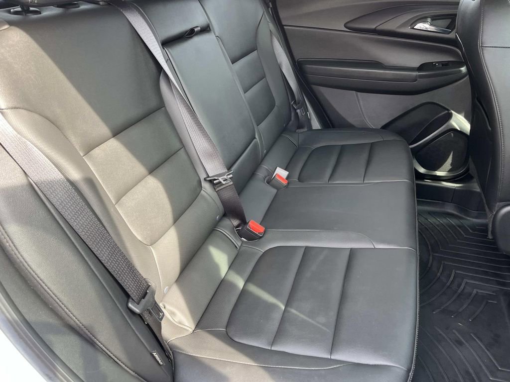 Used 2022 Chevrolet TrailBlazer ACTIV w/ Sun and Liftgate Package image 22