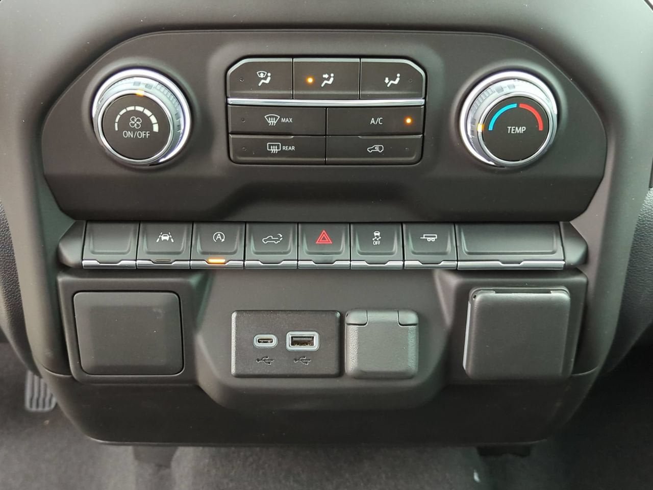 New 2026 Chevrolet Silverado 1500 Custom w/ LPO, Dark Essentials Package RWD image 16