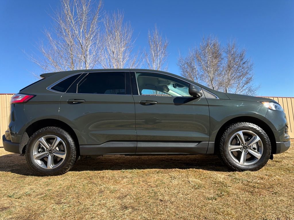 Certified 2024 Ford Edge SEL w/ Convenience Package image 8