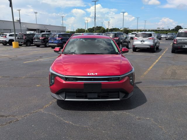 Used 2025 Kia K4 EX FWD image 2