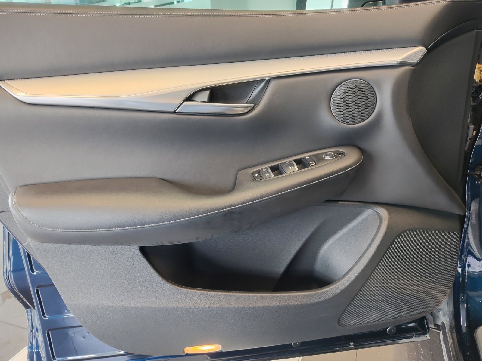 Used 2021 INFINITI QX50 Luxe FWD image 27