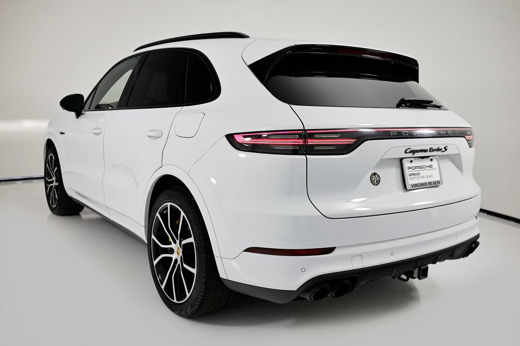 Certified 2023 Porsche Cayenne Turbo S AWD/4WD image 3