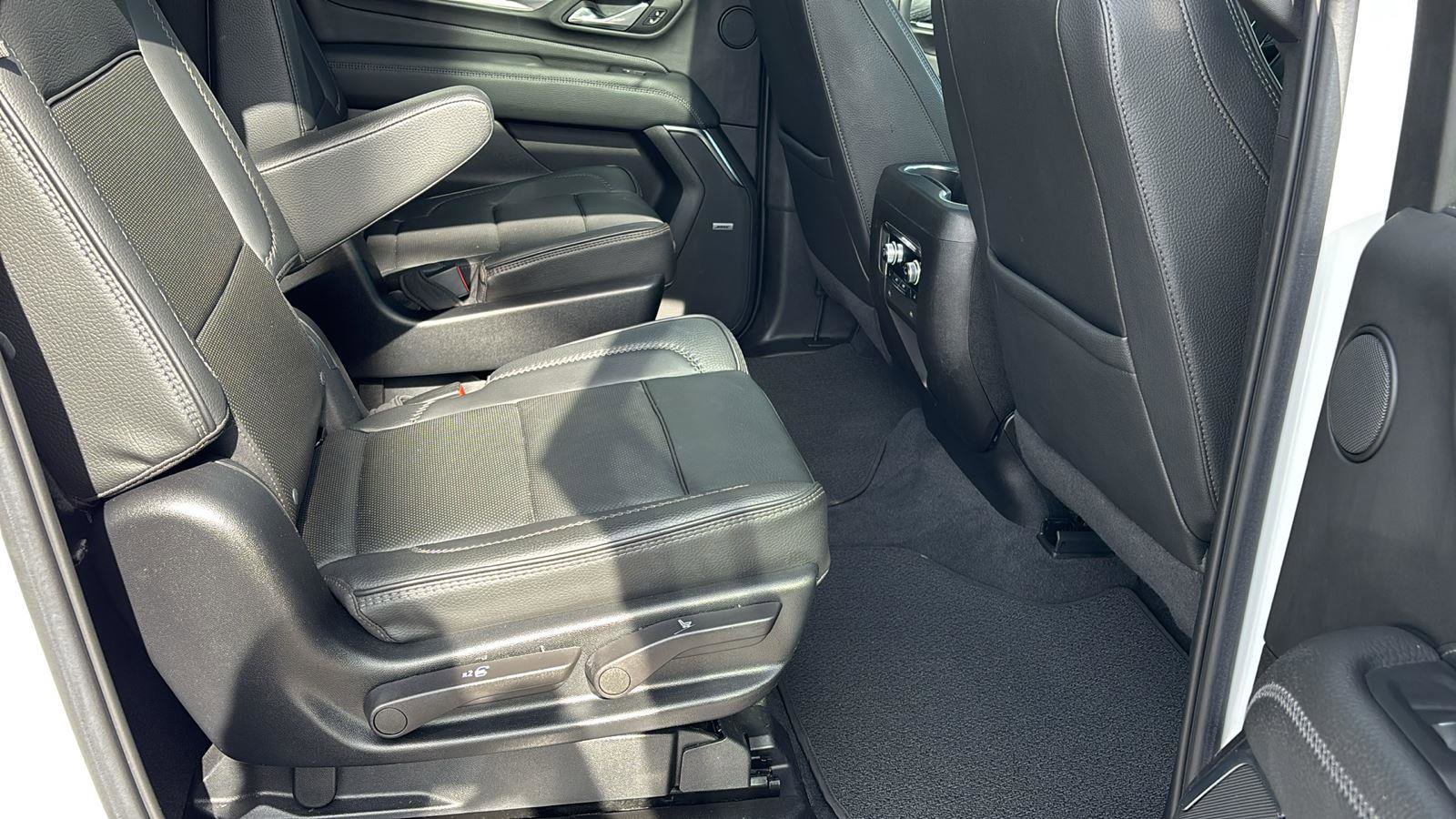 Used 2023 GMC Yukon XL Denali image 21