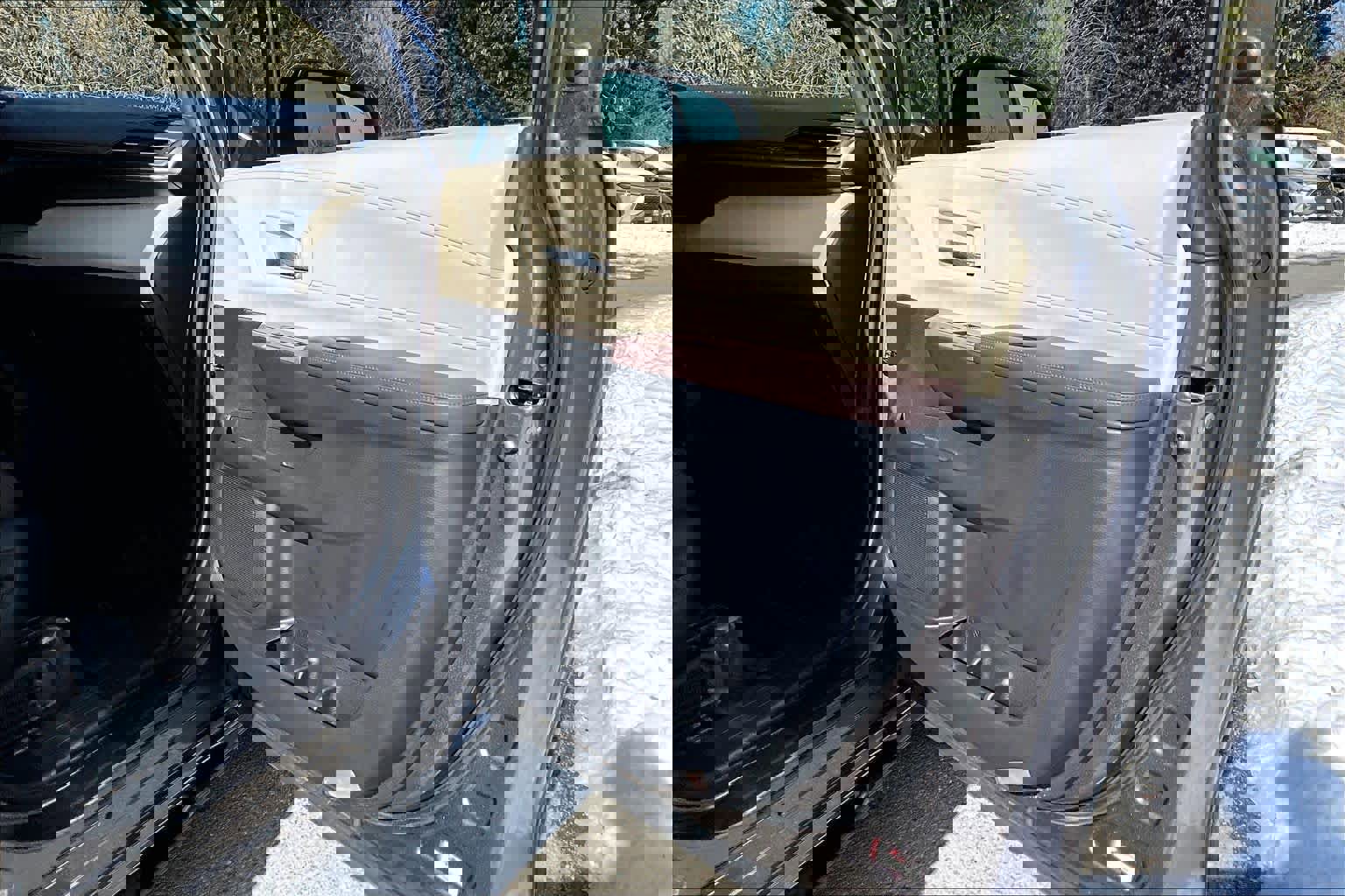 Certified 2021 Toyota Sienna Platinum image 46