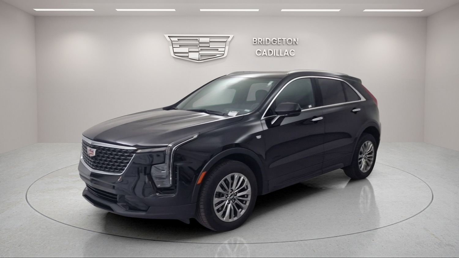 Used 2024 Cadillac XT4 Premium Luxury image 3