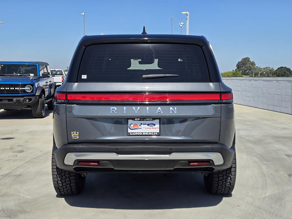 Used 2023 Rivian R1S Adventure AWD/4WD image 5