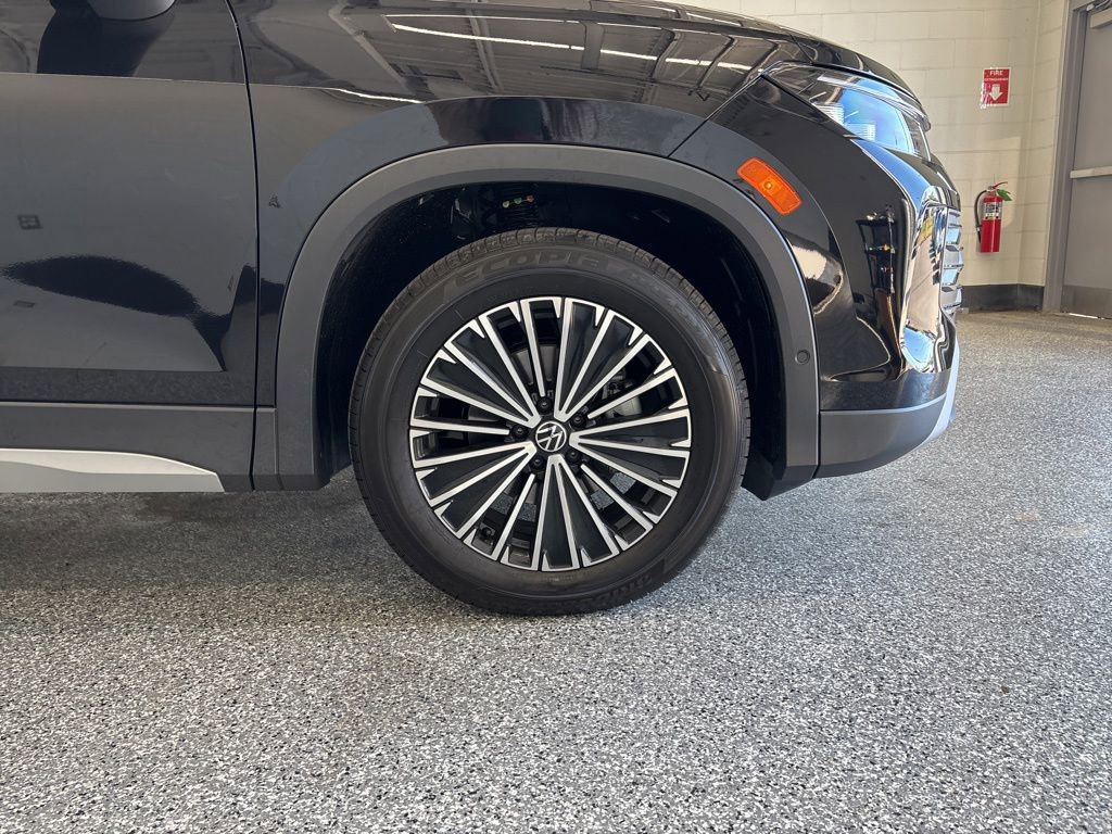 New 2026 Volkswagen Tiguan S FWD image 39