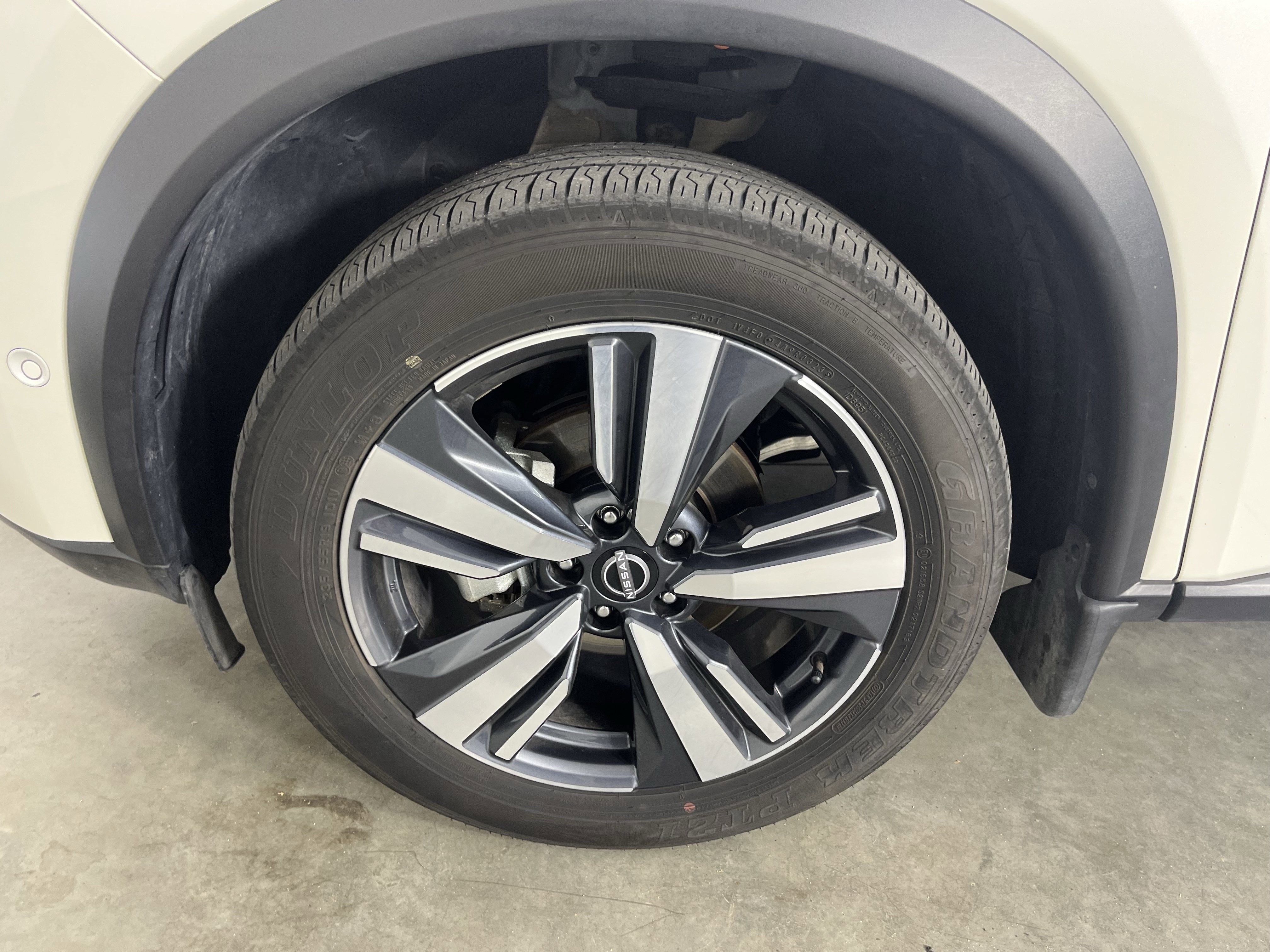 Used 2023 Nissan Rogue Platinum image 29