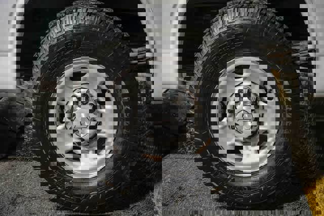 Used 2020 Chevrolet Express 2500 Extended w/ Communications Package image 10