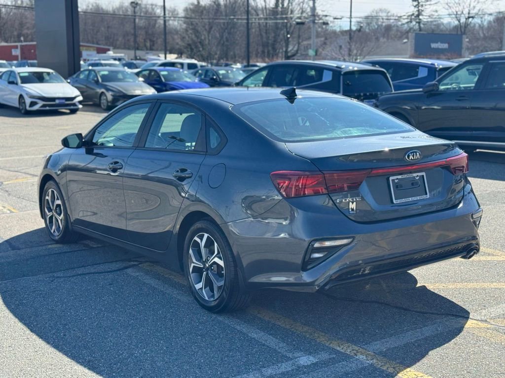Used 2020 Kia Forte LXS image 3