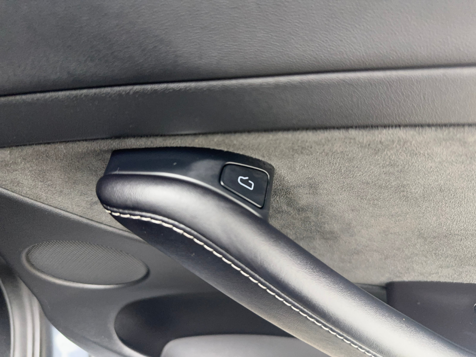 Used 2022 Tesla Model 3 Long Range AWD/4WD image 36