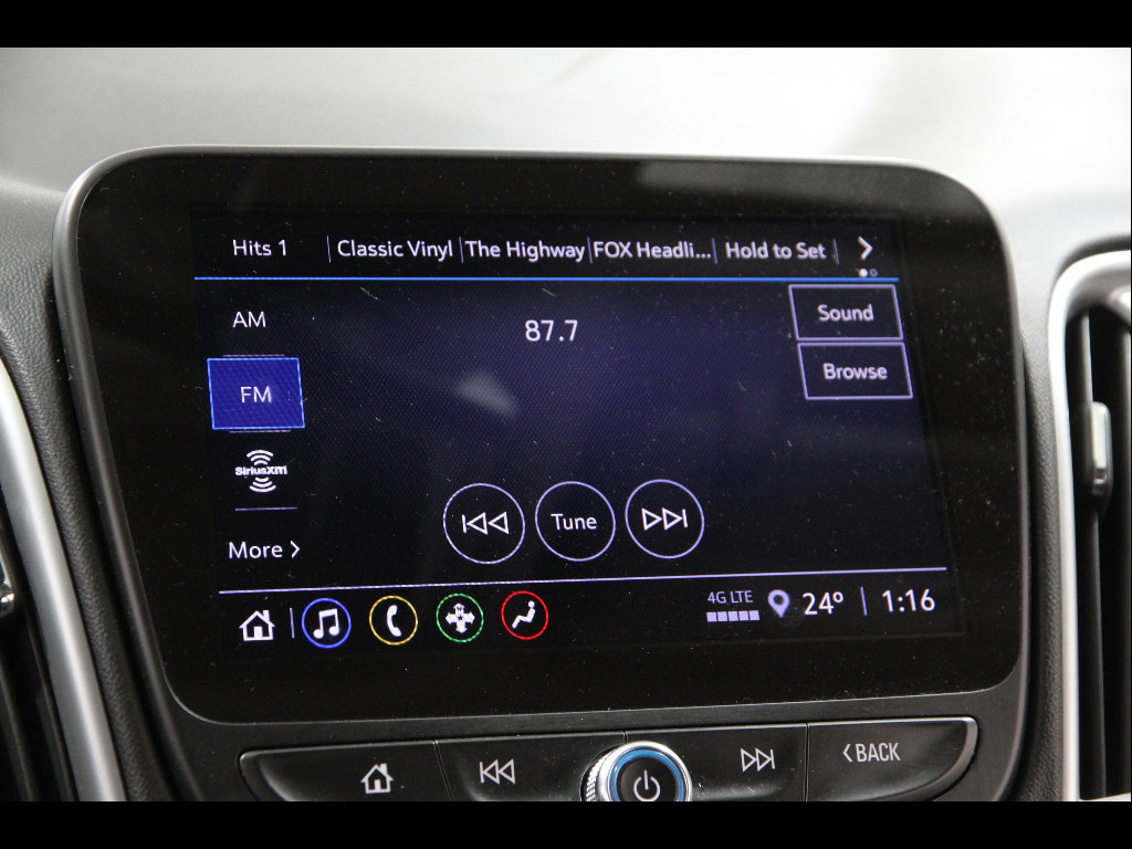 Used 2024 Chevrolet Malibu LT FWD image 11