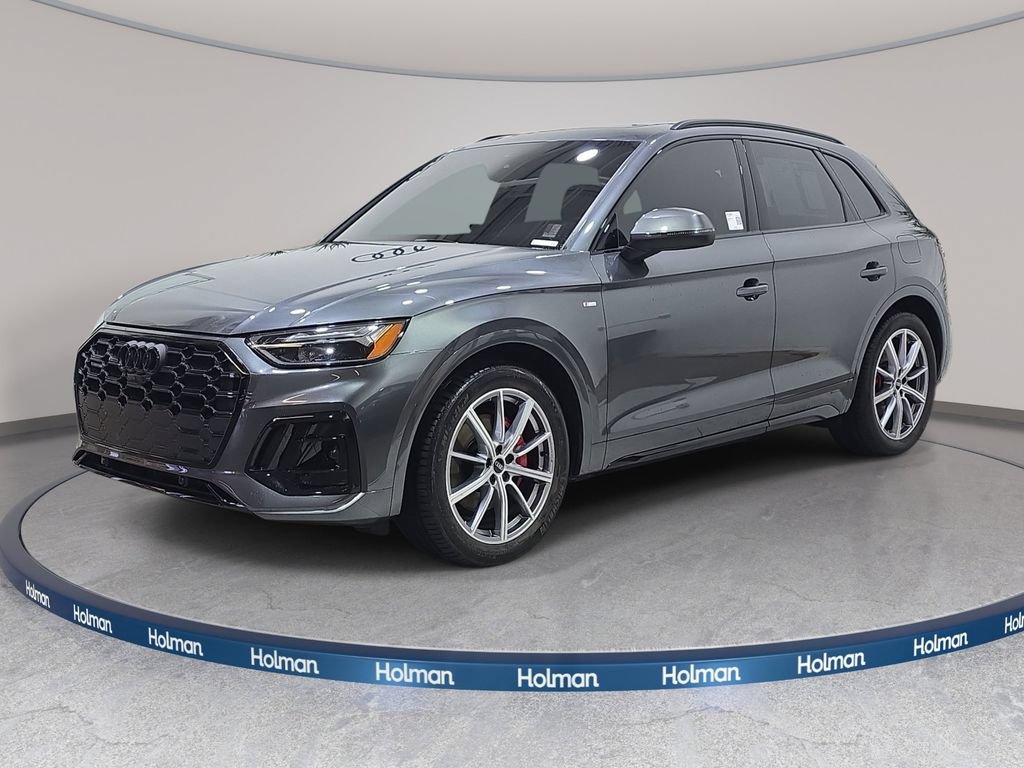 Used 2024 Audi Q5 e Premium Plus AWD/4WD image 1