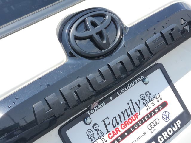 Used 2021 Toyota 4Runner Venture AWD/4WD image 6