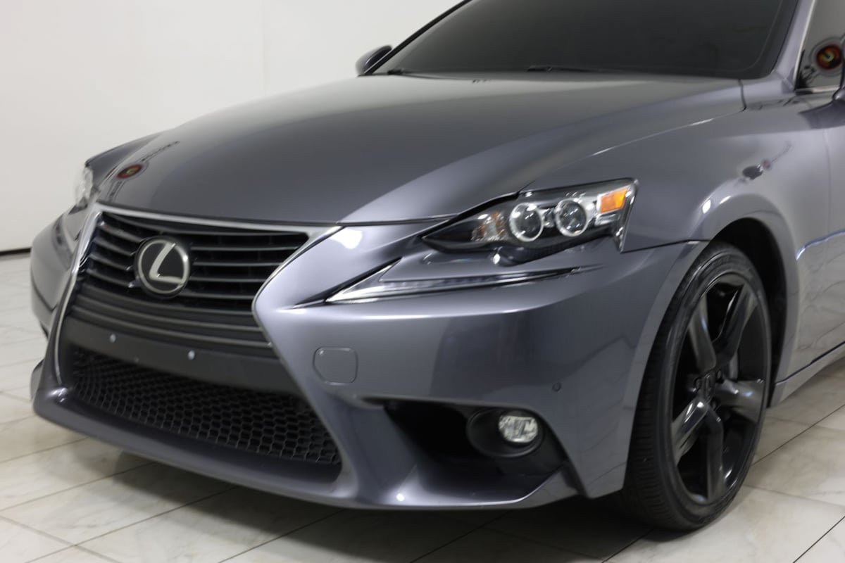 Used 2015 Lexus IS 350 AWD w/ Luxury Package image 47