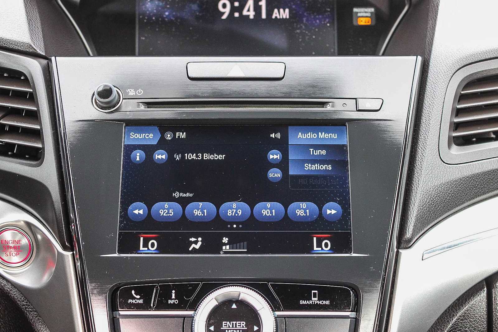 Used 2020 Acura ILX w/ Premium Package image 14