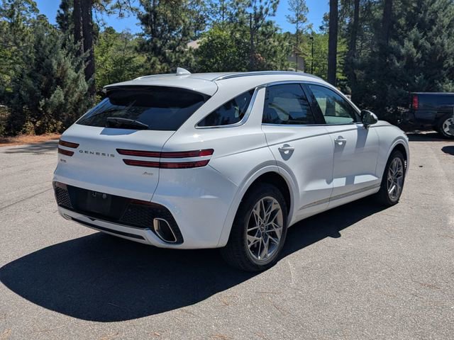 Used 2025 Genesis GV70 2.5T AWD/4WD image 3