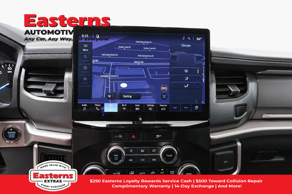 Used 2024 Ford Expedition XLT RWD image 12