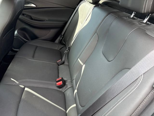 Used 2024 Buick Encore GX Sport Touring image 9