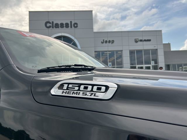 Used 2019 RAM 1500 Big Horn RWD image 13