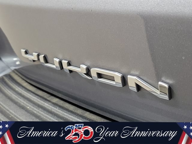 Used 2022 GMC Yukon XL SLT w/ SLT Premium Package AWD/4WD image 5