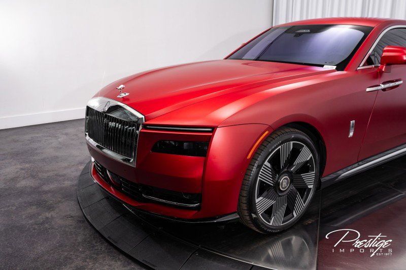 Used 2024 Rolls-Royce Spectre w/ Spectre Launch Package image 9