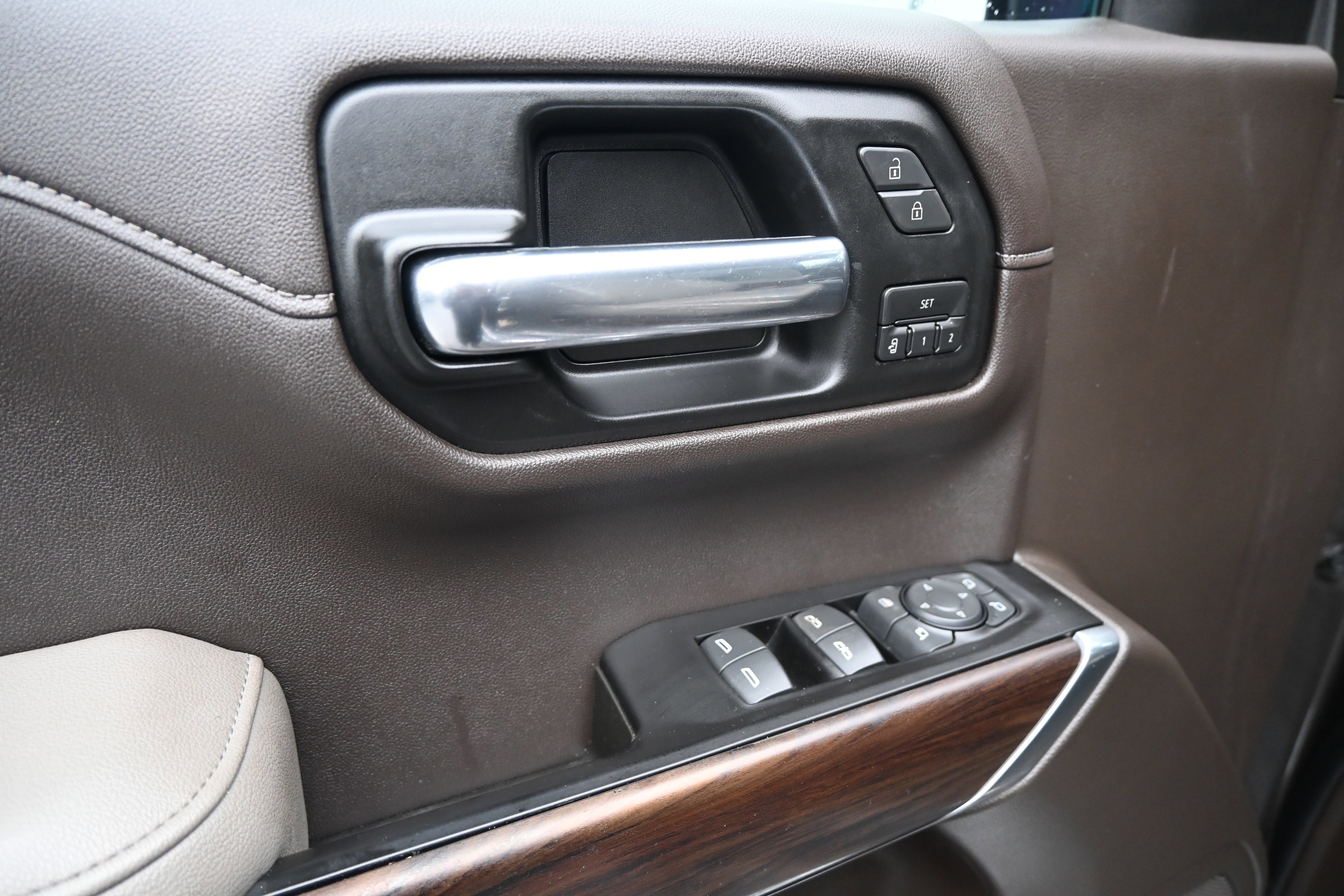 Used 2019 GMC Sierra 1500 SLT w/ SLT Premium Plus Package image 16