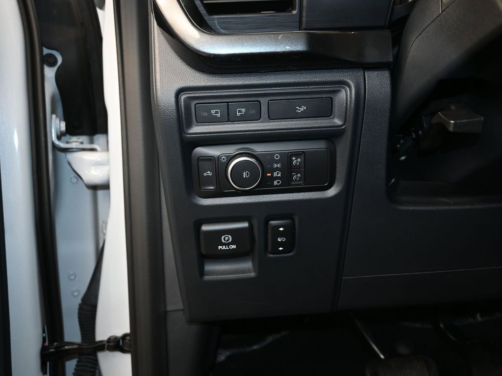 Used 2022 Ford F150 XLT w/ Equipment Group 302A High image 13