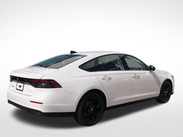 New 2025 Honda Accord SE image 30