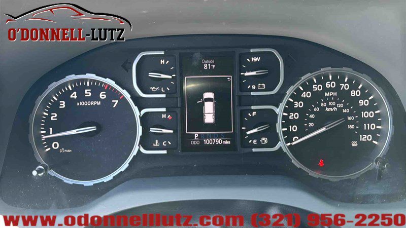 Used 2018 Toyota Tundra SR5 w/ SR5 Upgrade Package AWD/4WD image 21