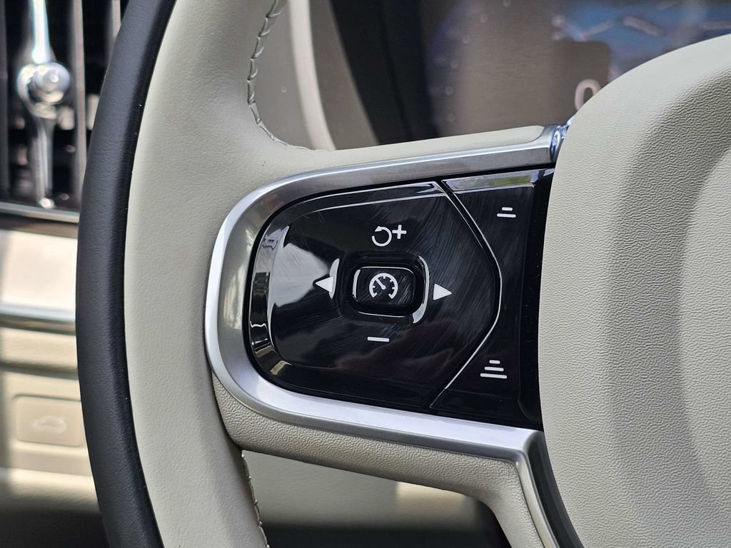 New 2026 Volvo XC60 T8 Ultra w/ Protection Package Premier AWD/4WD image 27