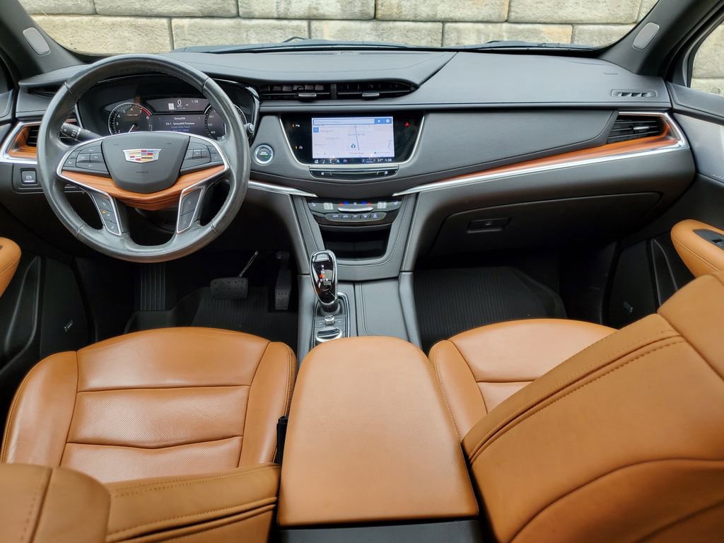 Certified 2023 Cadillac XT5 Premium Luxury w/ LPO, Floor Liner Package image 23
