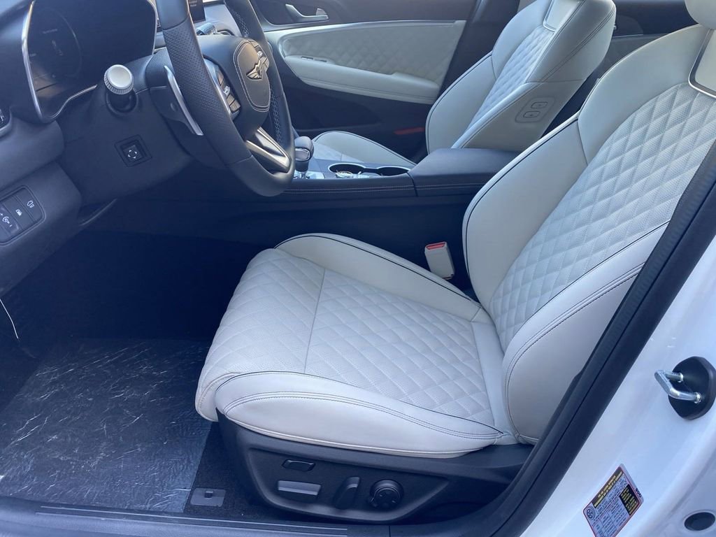 New 2025 Genesis G70 3.3T Advanced w/ Sport Prestige Package image 10