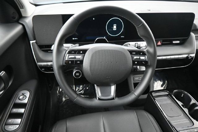 New 2026 Hyundai Ioniq 5 SEL RWD image 13