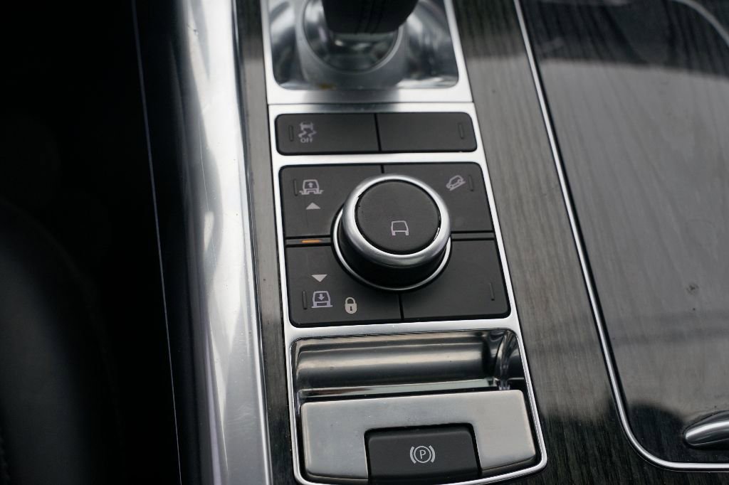 Used 2019 Land Rover Range Rover Sport HSE image 23