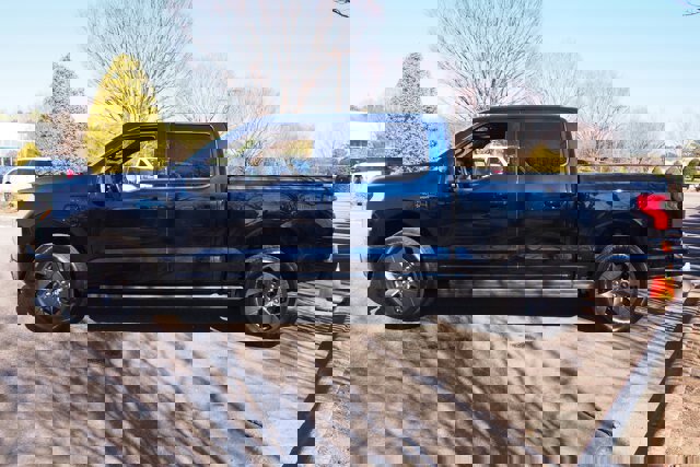 Certified 2025 Ford F150 Lightning Lariat w/ Max Trailer Tow Package image 4