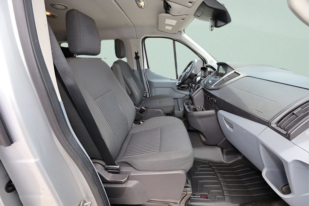 Used 2016 Ford Transit 150 XLT RWD image 13