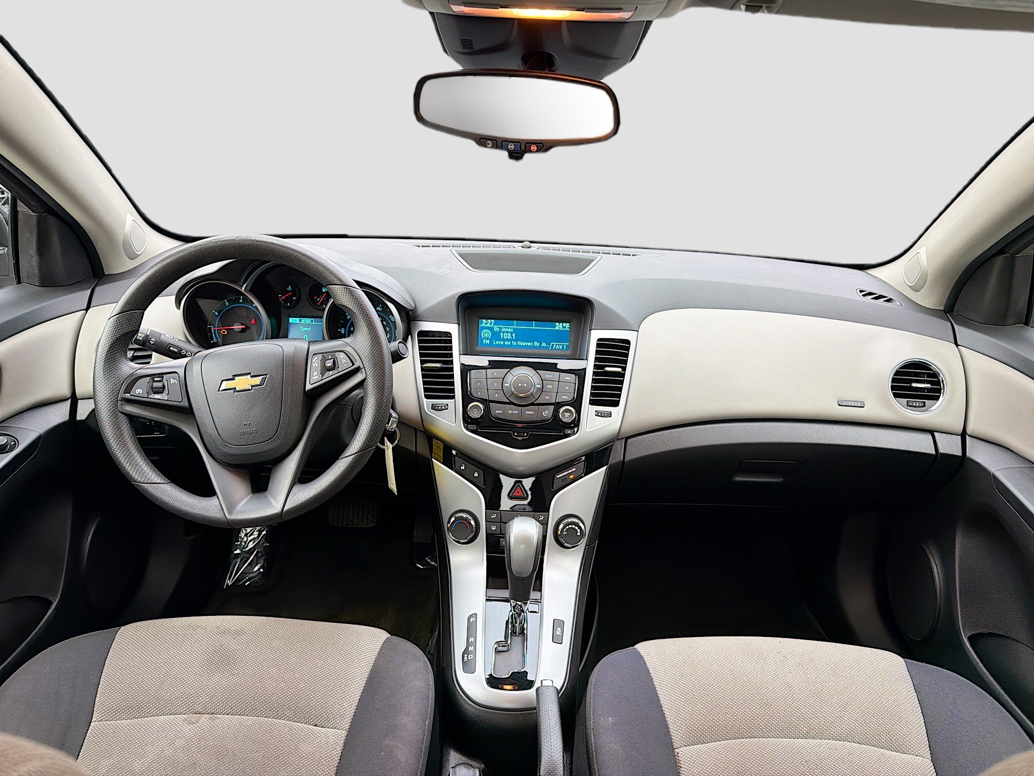 Used 2013 Chevrolet Cruze LS image 4