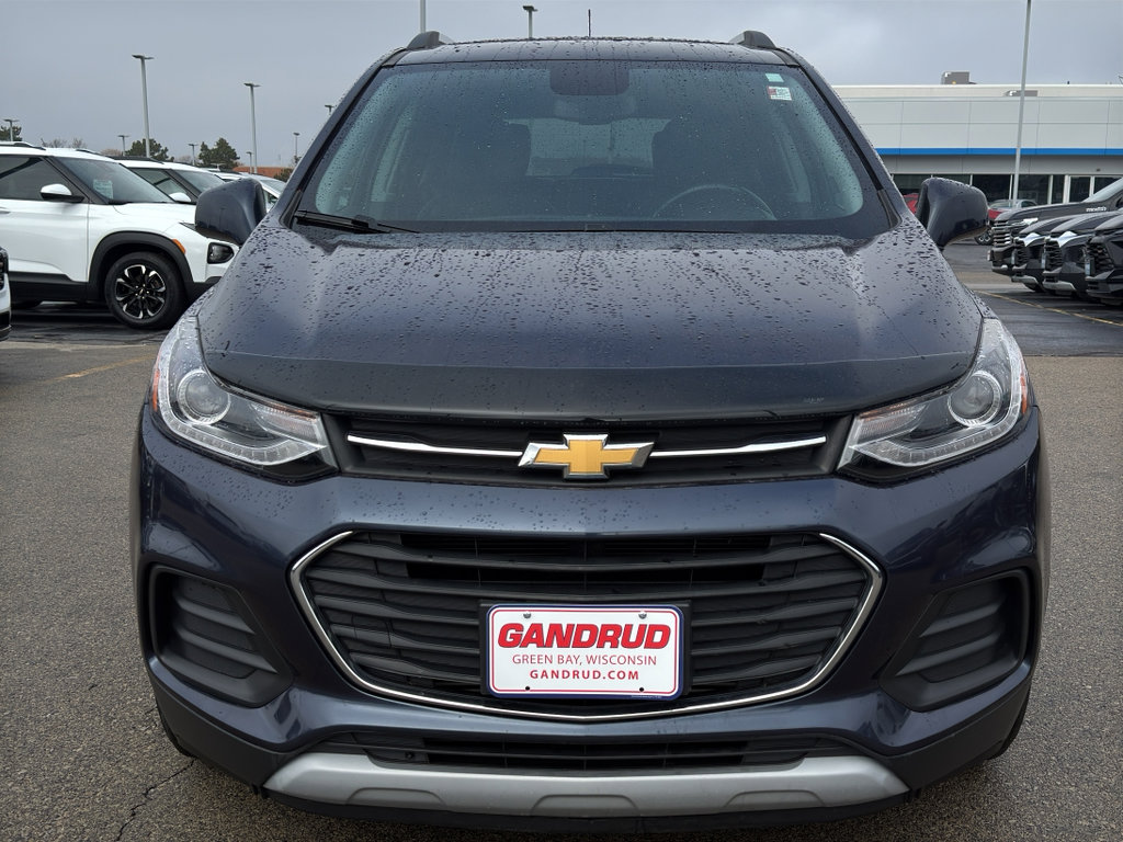 Used 2019 Chevrolet Trax LT w/ Sun & Sound Package image 3