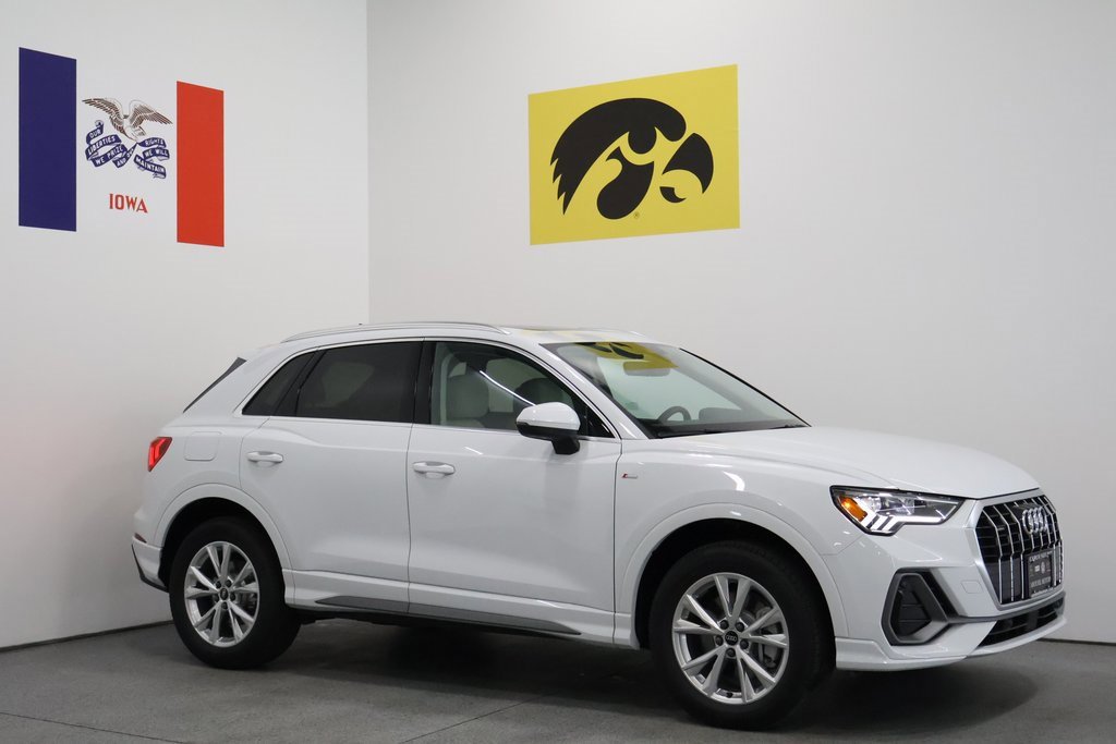 New 2025 Audi Q3 2.0T Premium Plus w/ Premium Plus Package