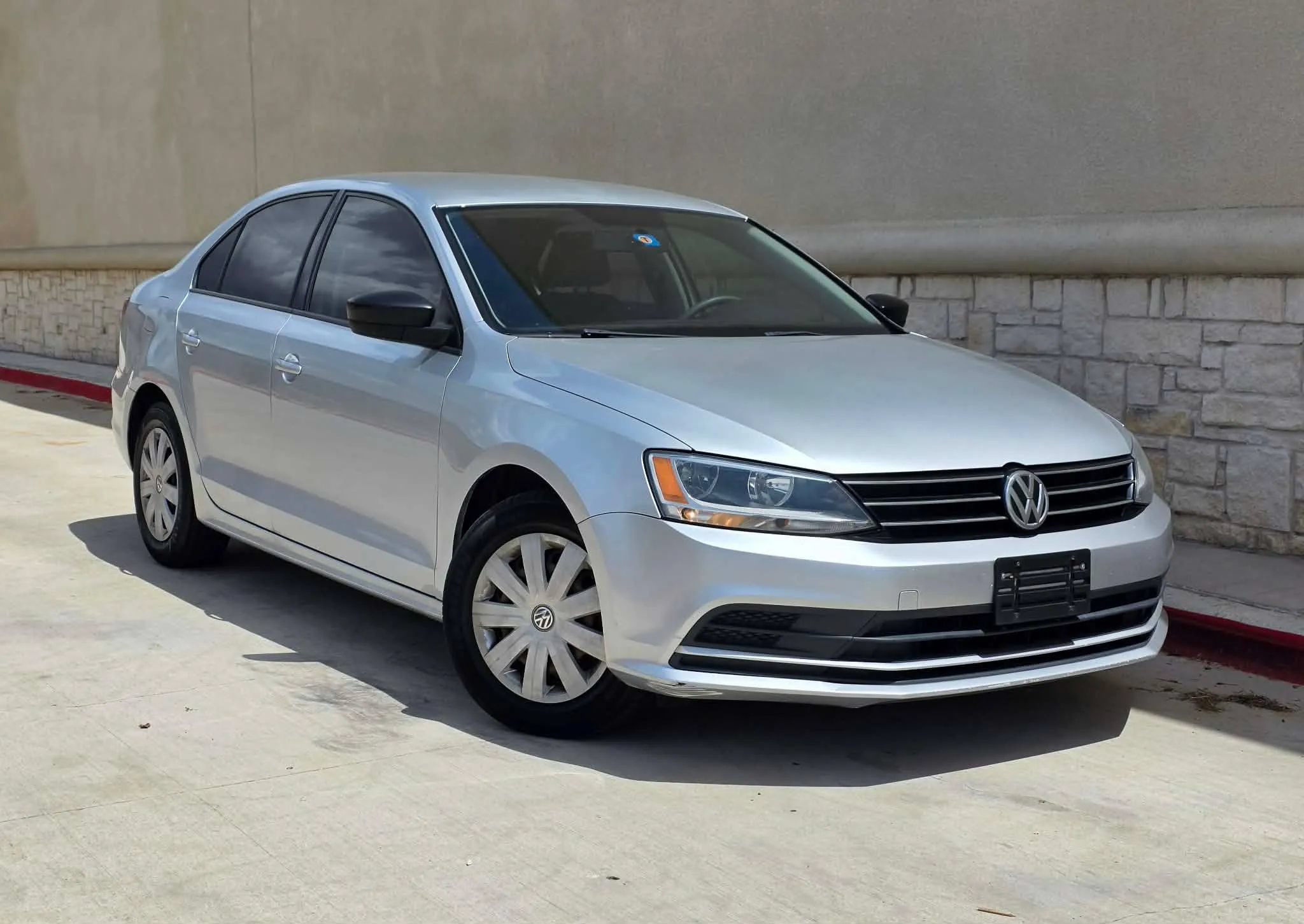 Used 2016 Volkswagen Jetta S FWD image 1
