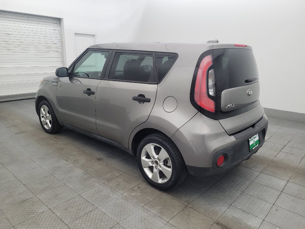 Used 2018 Kia Soul FWD image 3