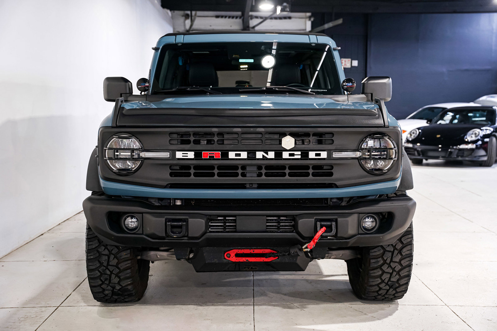 Used 2022 Ford Bronco Black Diamond image 5