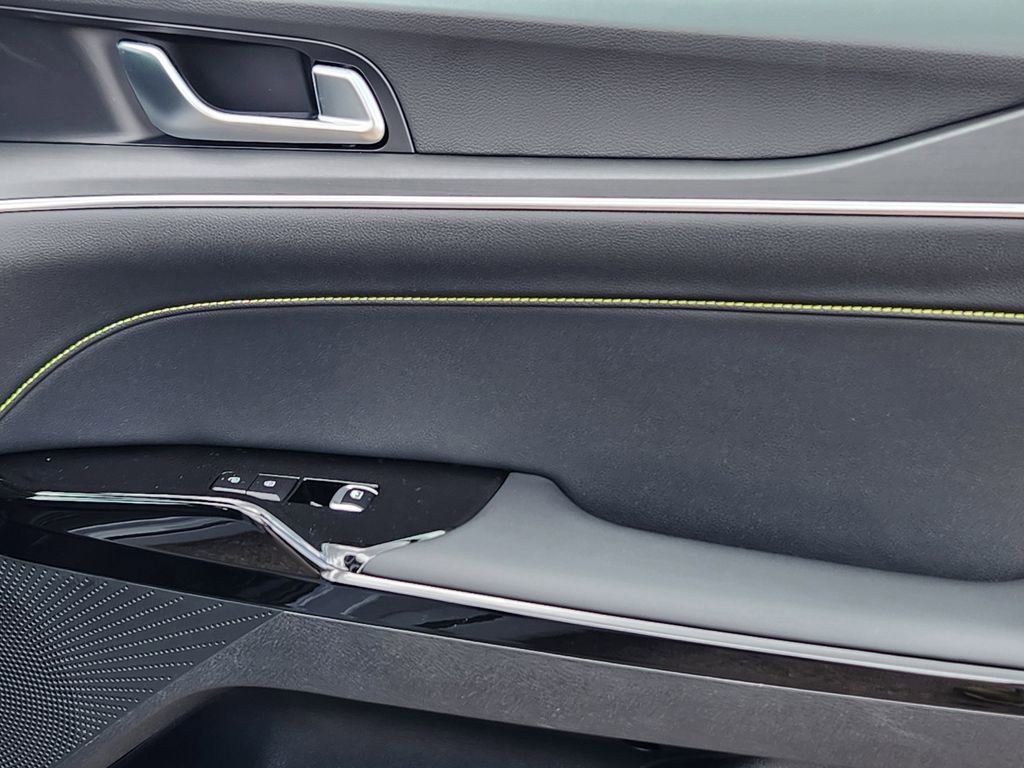 New 2025 Kia K5 GT image 14