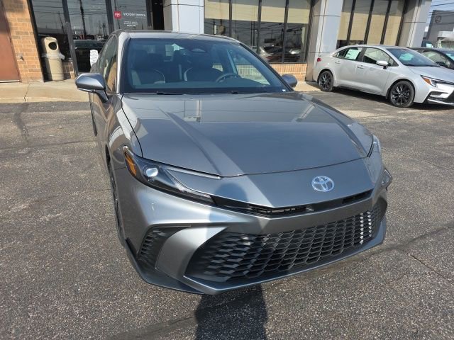 New 2026 Toyota Camry SE image 1