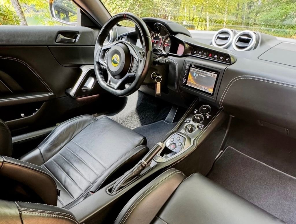 Used 2017 Lotus Evora 400 image 25