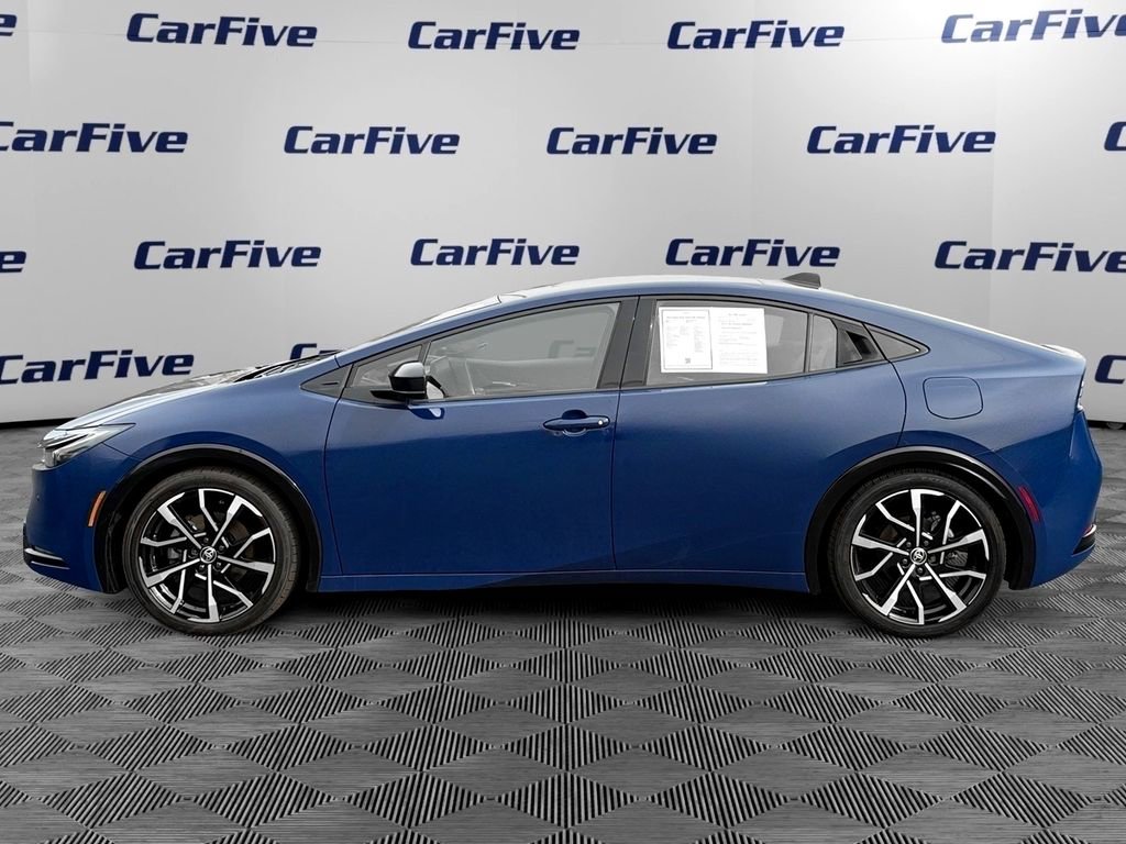 Used 2024 Toyota Prius Prime Premium image 2