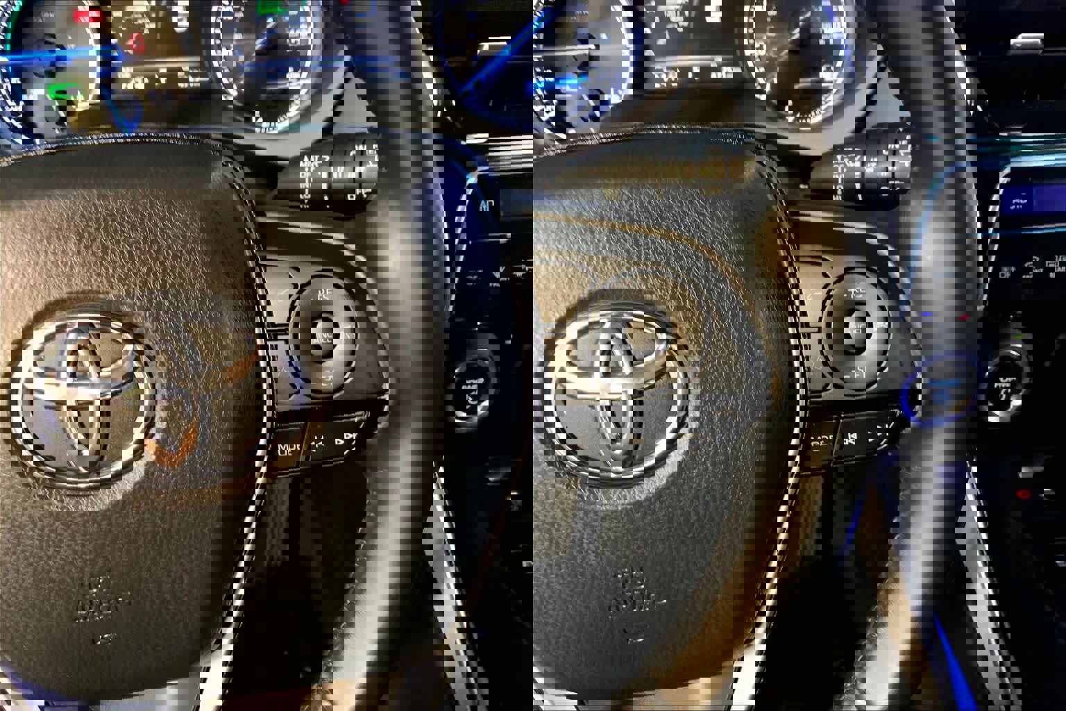 Used 2023 Toyota Venza XLE image 24