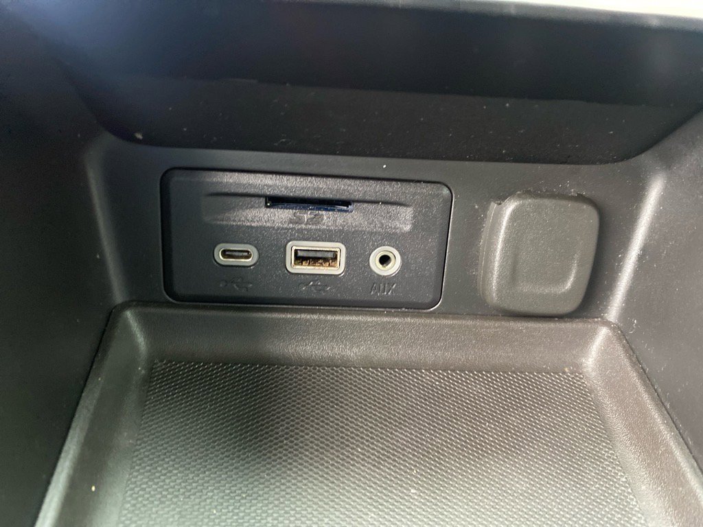 Used 2018 GMC Terrain SLE w/ Driver Convenience Package image 13