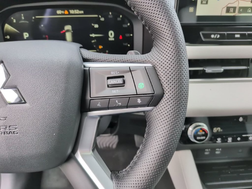 New 2026 Mitsubishi Outlander SE AWD/4WD image 23